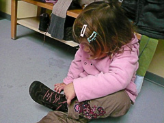 Schuhe anziehen